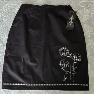Requirements Black Embroidered Skirt Size 8 NWT